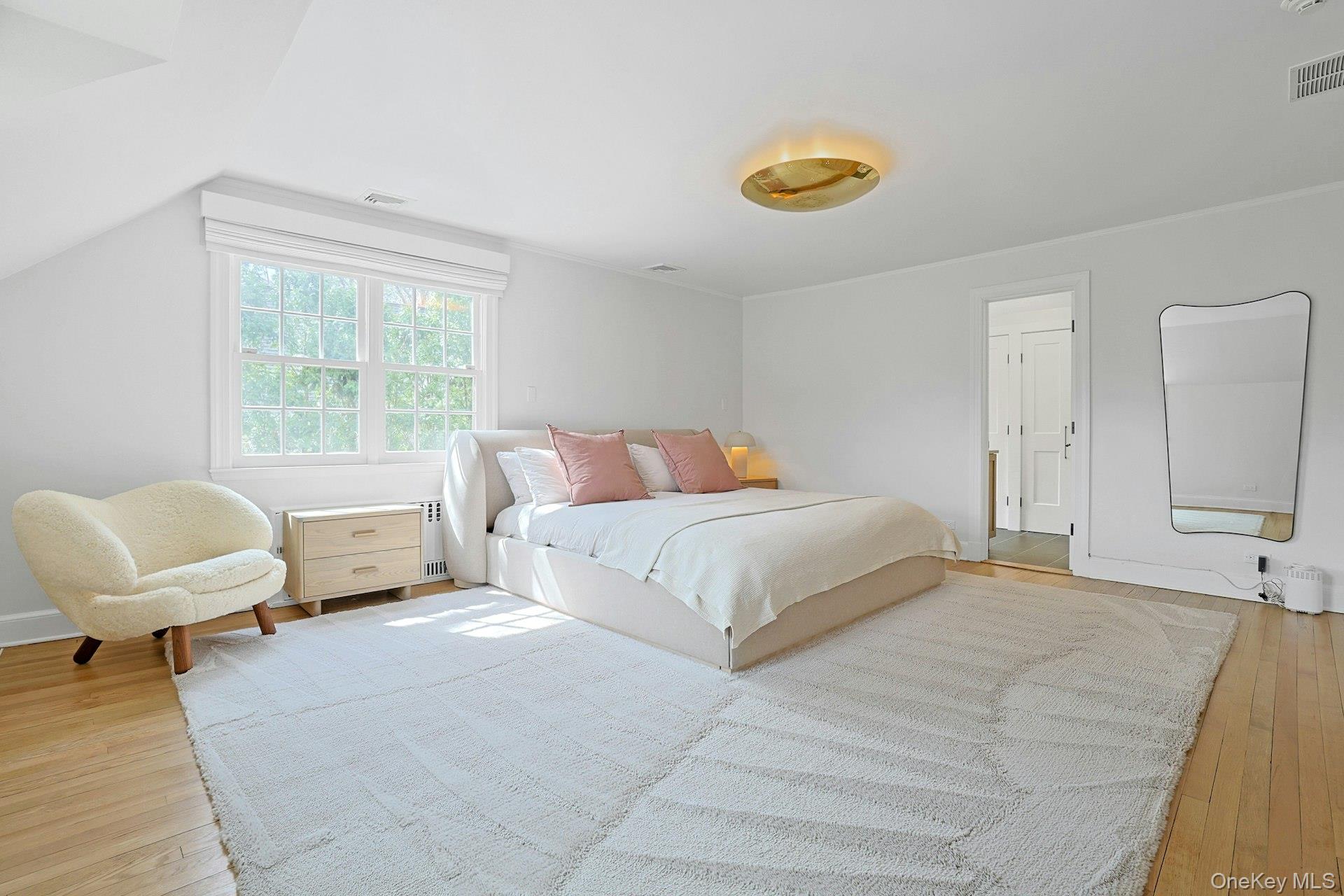 #18 photo, 21 Tisdale Road, Scarsdale , NY 10583