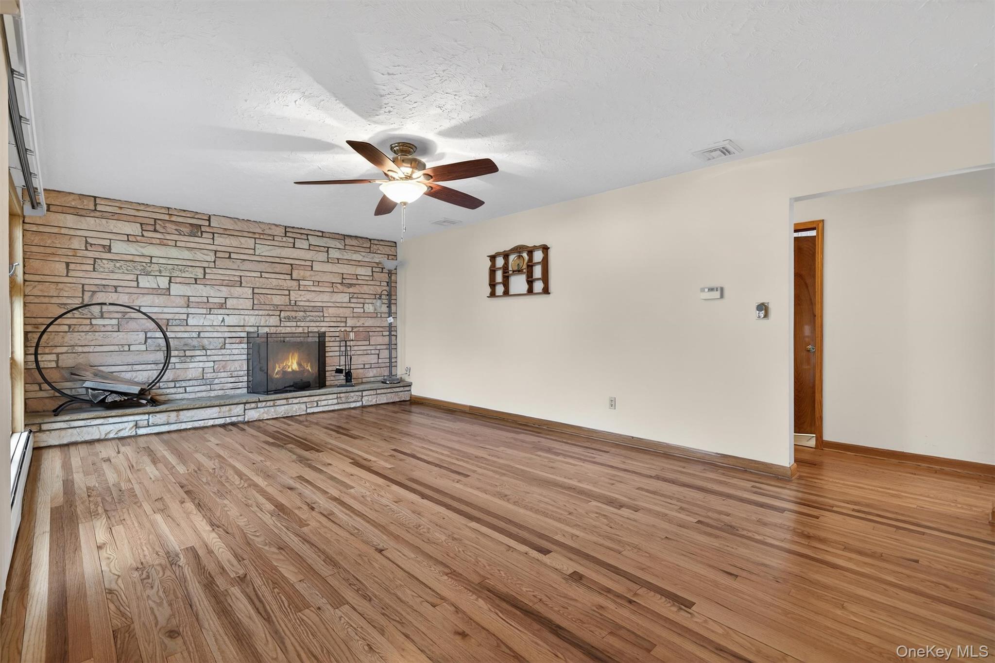 #6 photo, 38 Noel Drive, Newburgh , NY 12550