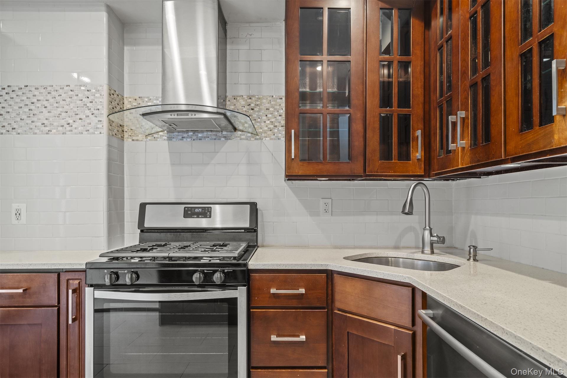 #7 photo, 44 Decatur Street, Brooklyn , NY 11216