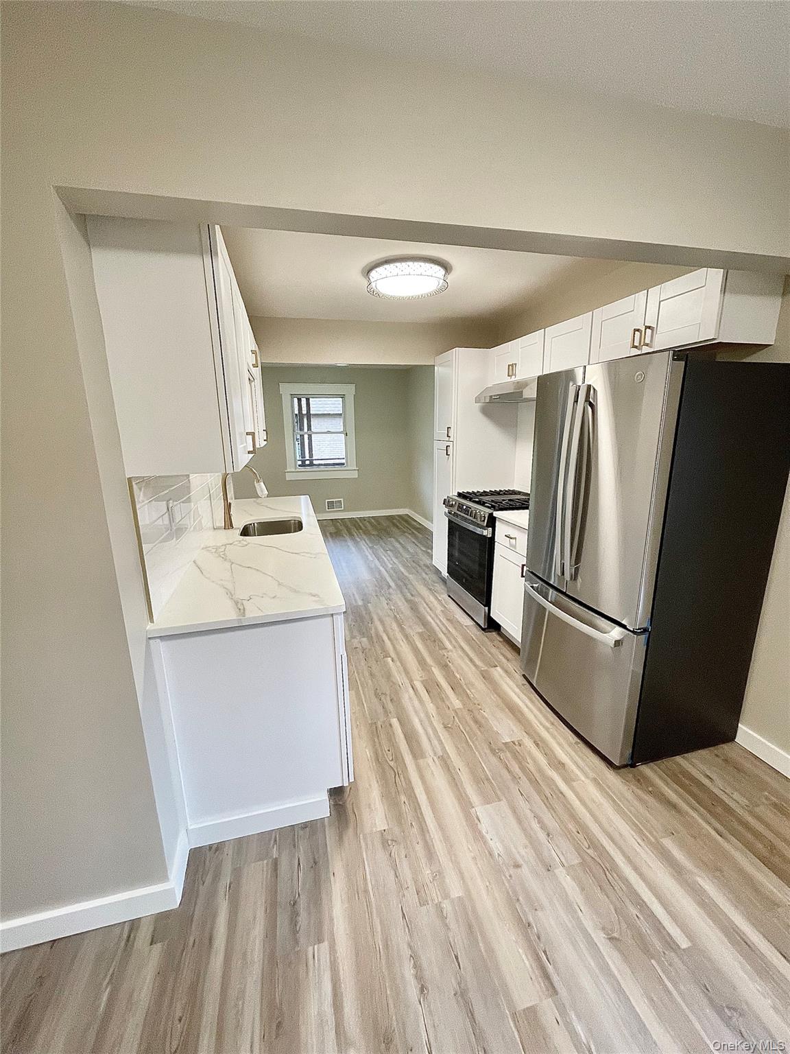 #3 photo, 56 New Holland Village, Nanuet , NY 10954