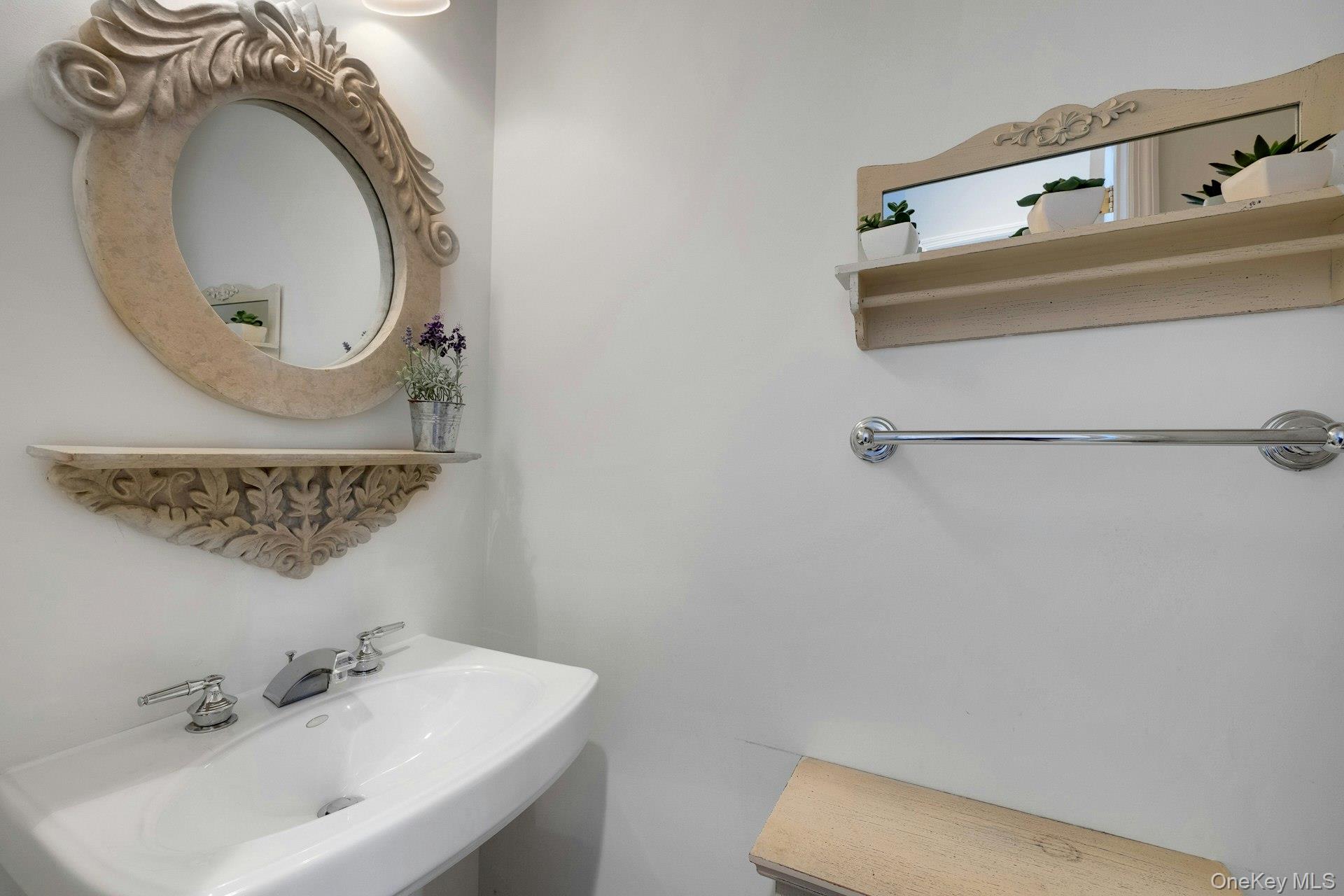 #14 photo, 33 Valimar Boulevard, White Plains , NY 10603