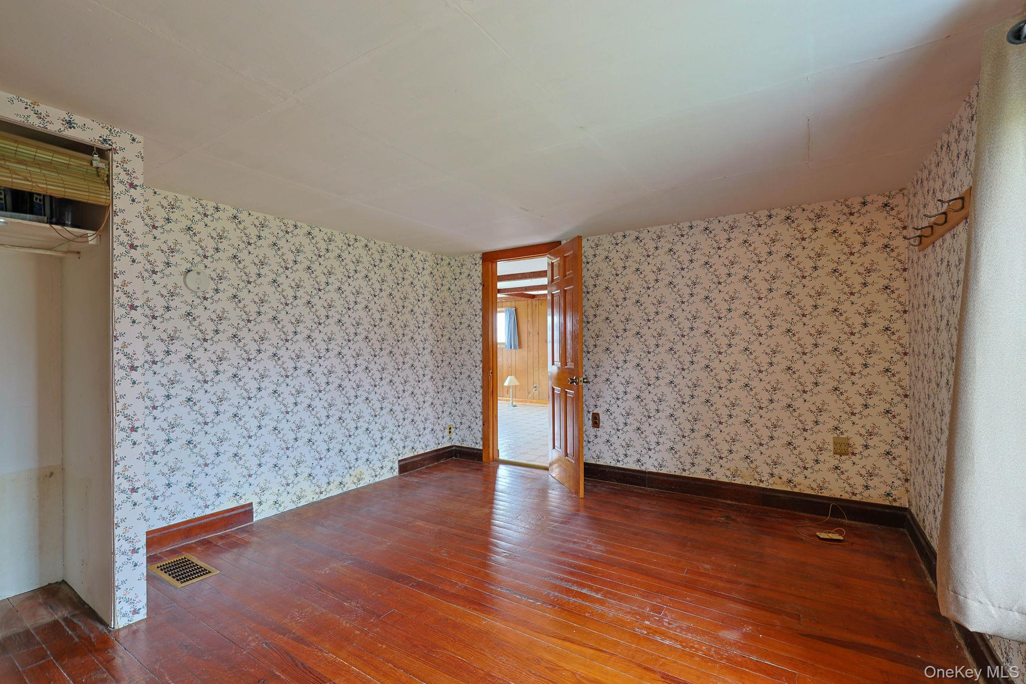 #12 photo, 107 County Route 22, Johnson , NY 10933