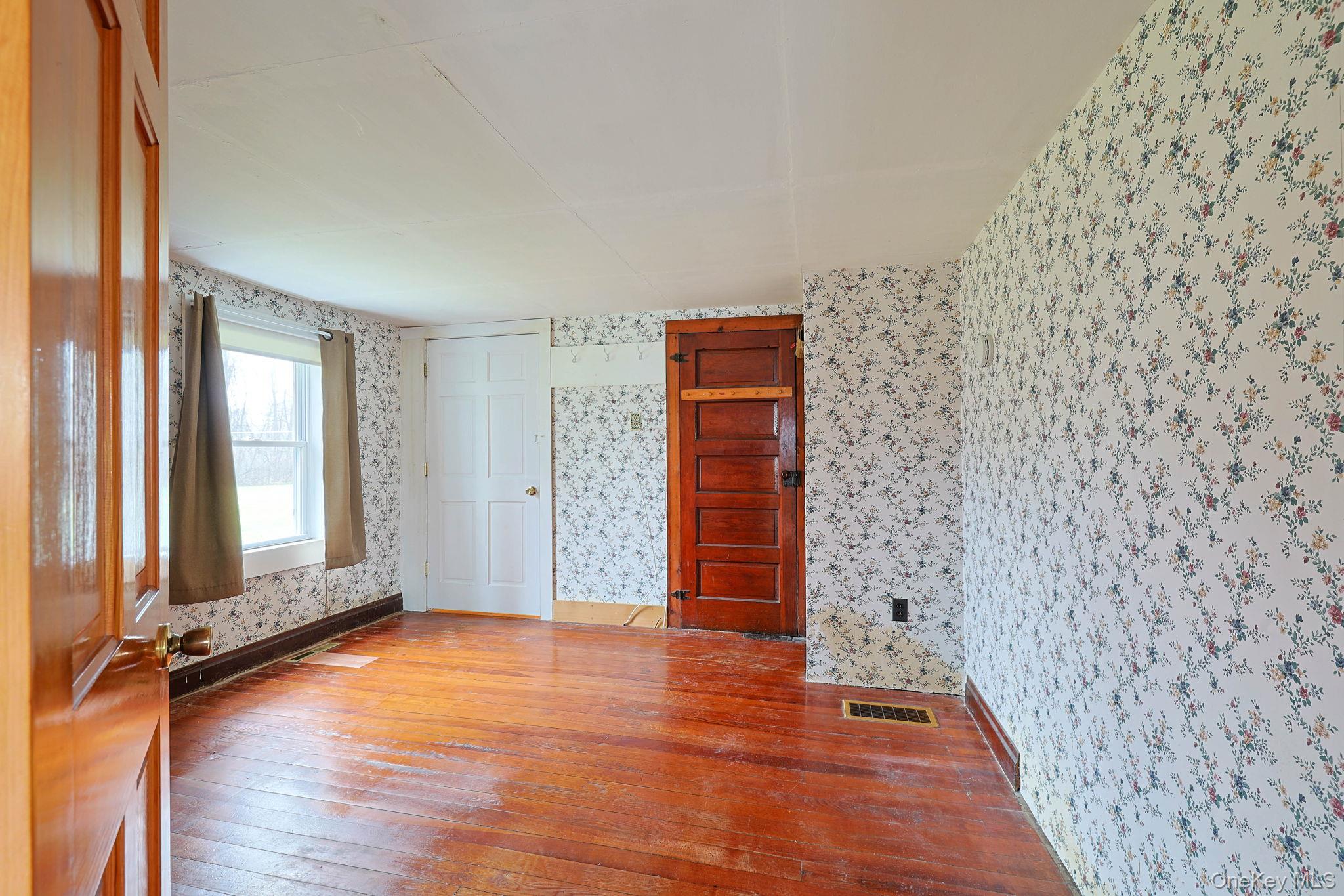 #13 photo, 107 County Route 22, Johnson , NY 10933