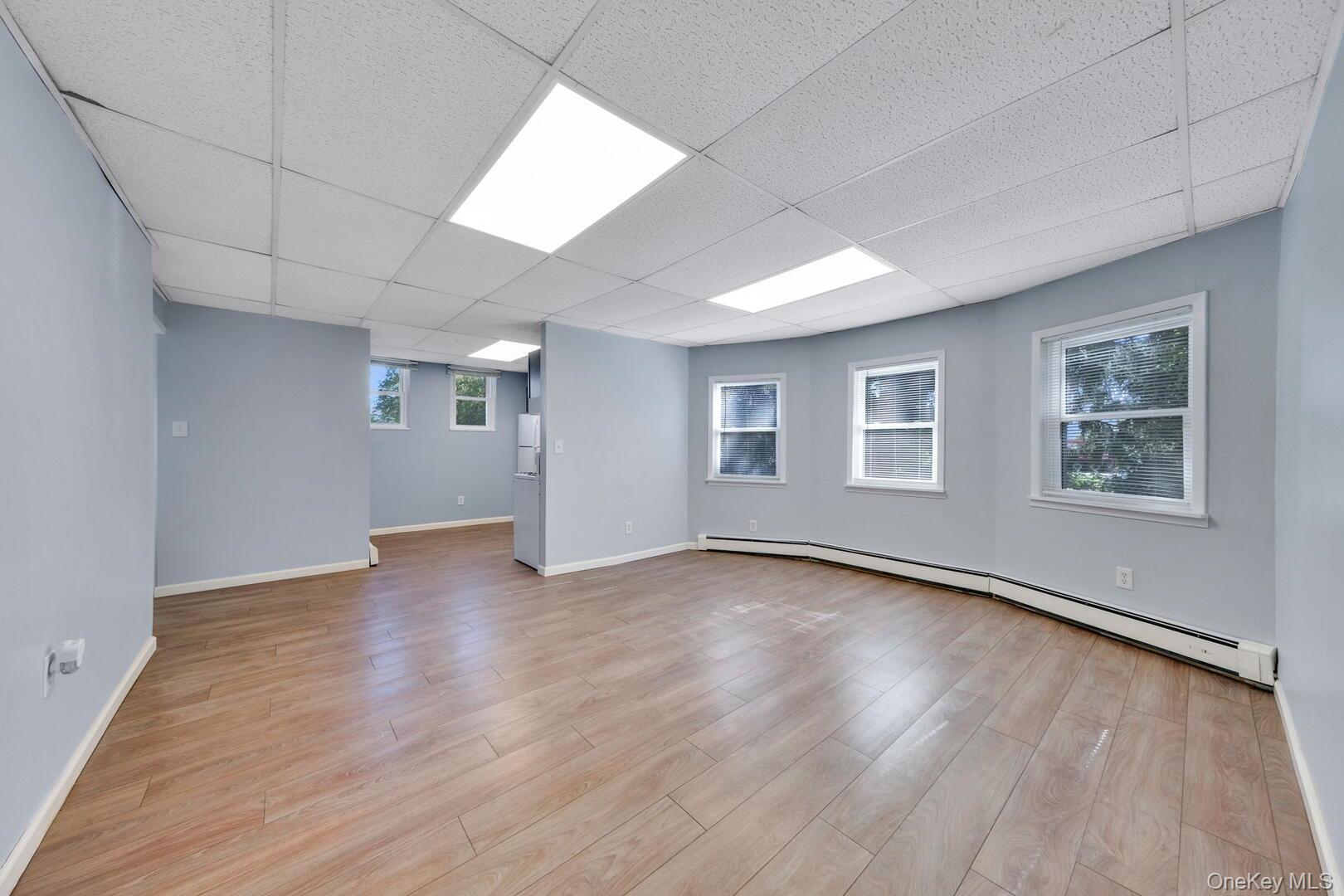 #4 photo, 39 Chapman Place, সাফোক কাউন্টি Bay Shore , NY 11706