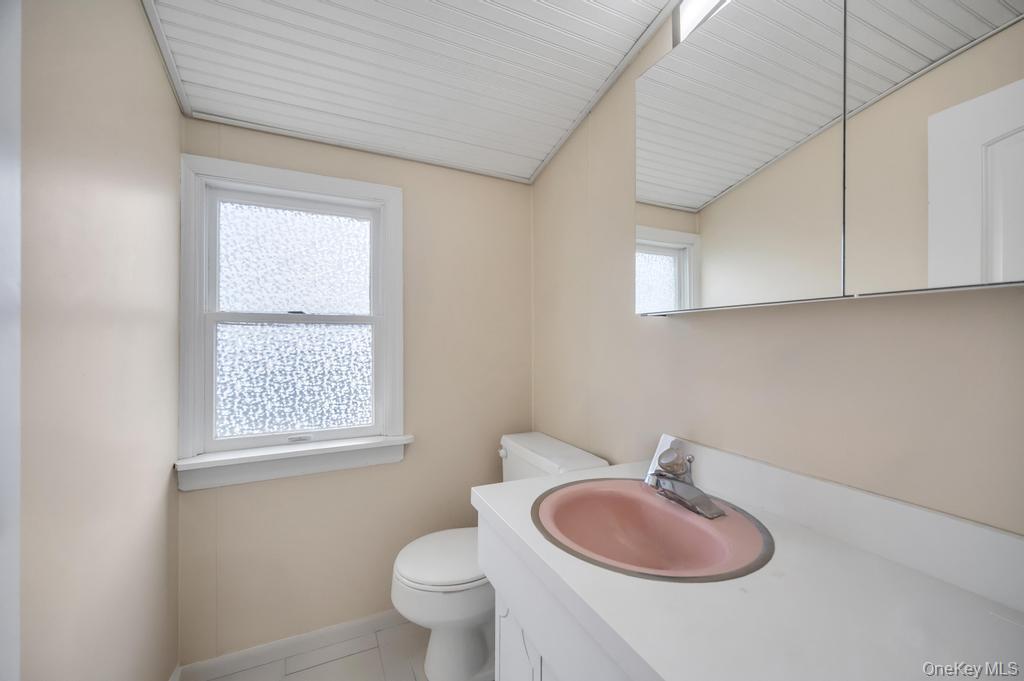 #17 photo, 2315 Willow Street, নাসাউ কাউন্টি Wantagh , NY 11793