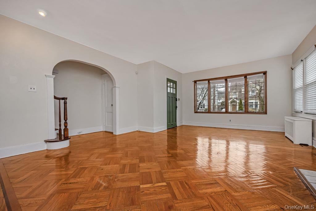 #3 photo, 315 Marcellus Road, নাসাউ কাউন্টি Mineola , NY 11501