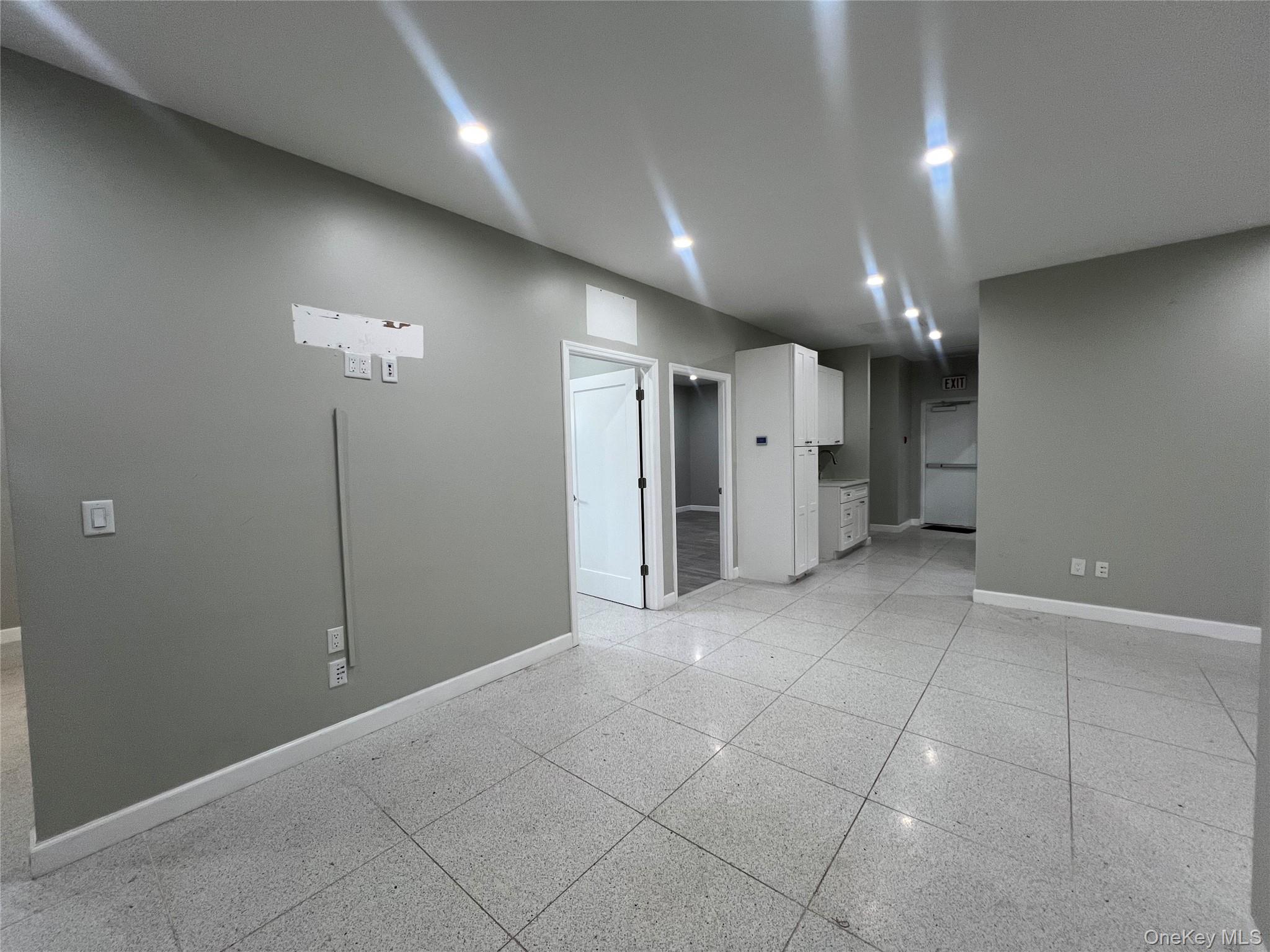 #8 photo, 190 Margaretta Avenue, নাসাউ কাউন্টি Massapequa , NY 11758