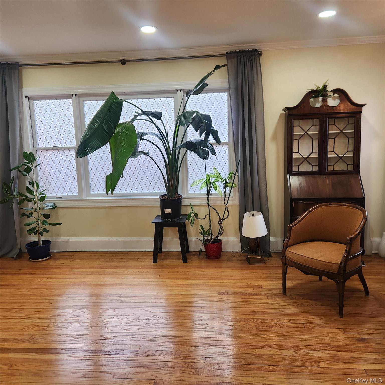 #4 photo, 71 Davis Street, নাসাউ কাউন্টি East Rockaway , NY 11518