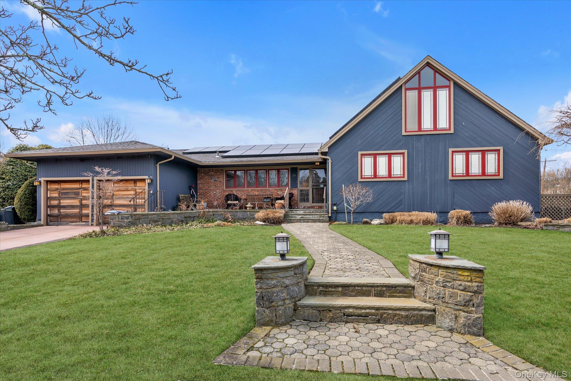 #1 photo, 301 Cameo Drive, নাসাউ কাউন্টি Massapequa , NY 11758