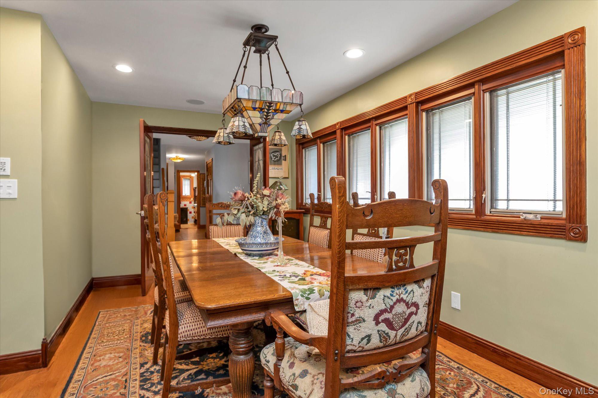 #12 photo, 301 Cameo Drive, নাসাউ কাউন্টি Massapequa , NY 11758