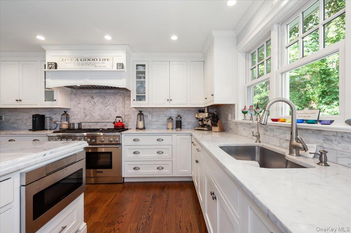 #11 photo, 203 Sunset Road, নাসাউ কাউন্টি Oyster Bay Cove , NY 11771