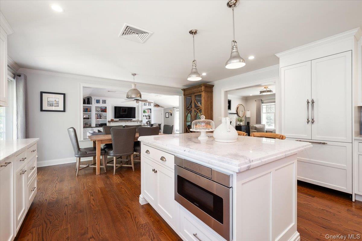 #12 photo, 203 Sunset Road, নাসাউ কাউন্টি Oyster Bay Cove , NY 11771