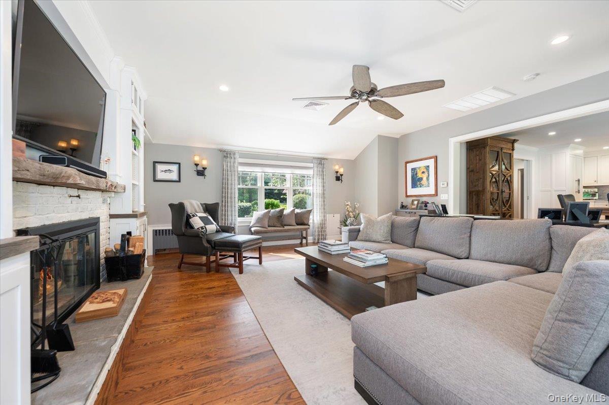 #17 photo, 203 Sunset Road, নাসাউ কাউন্টি Oyster Bay Cove , NY 11771