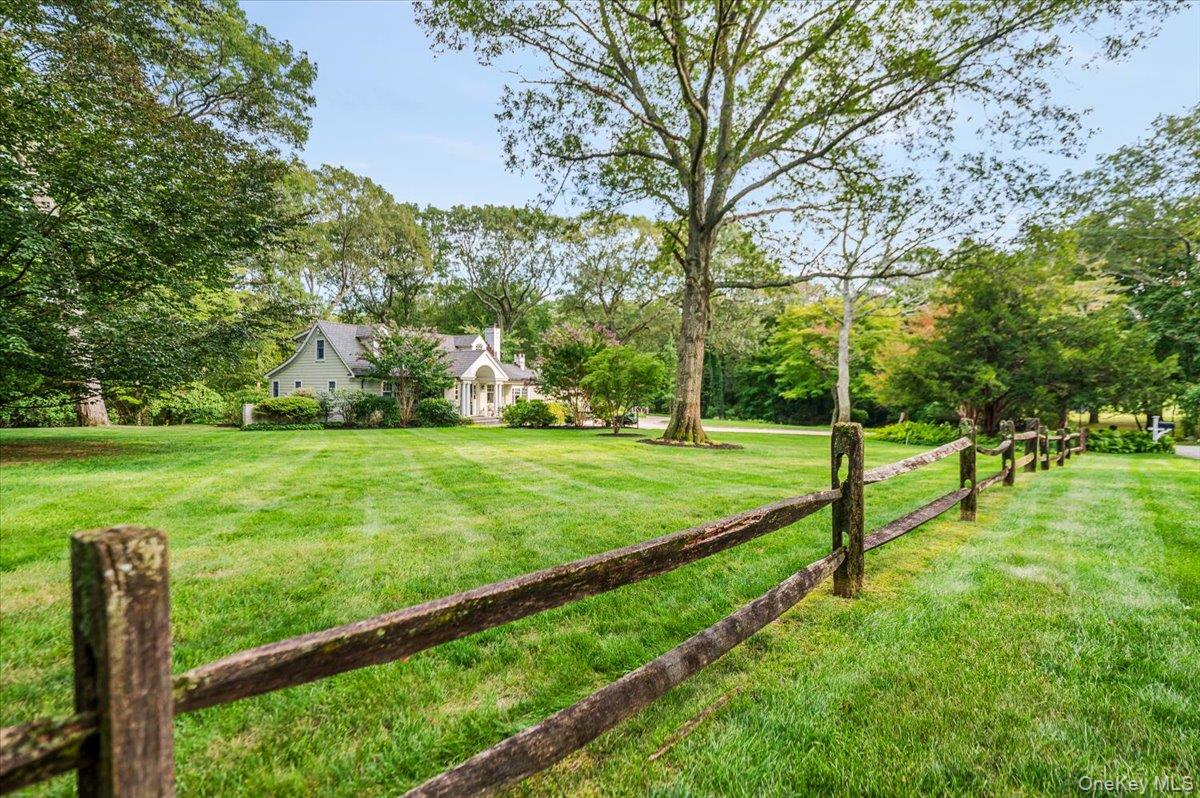 #2 photo, 203 Sunset Road, নাসাউ কাউন্টি Oyster Bay Cove , NY 11771