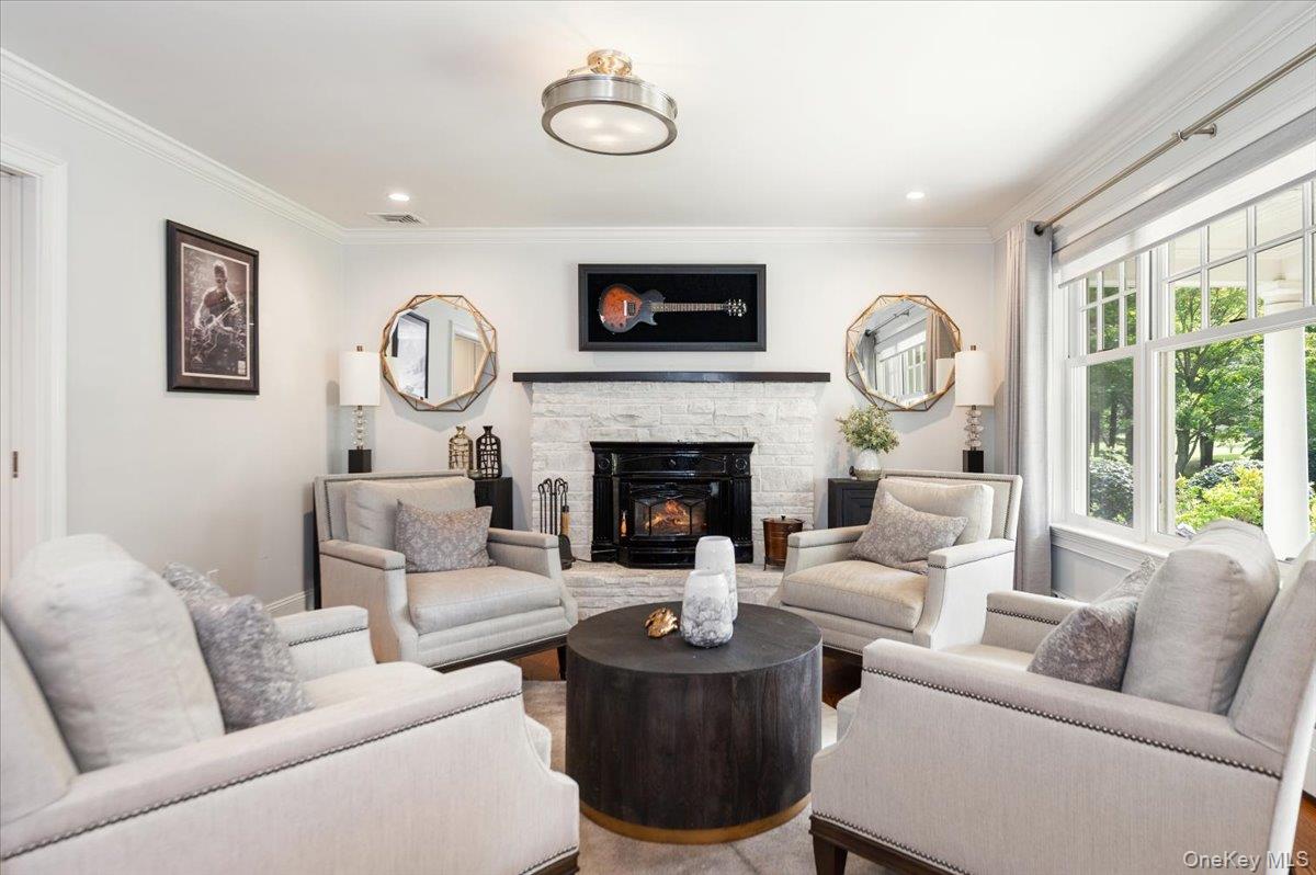 #8 photo, 203 Sunset Road, নাসাউ কাউন্টি Oyster Bay Cove , NY 11771