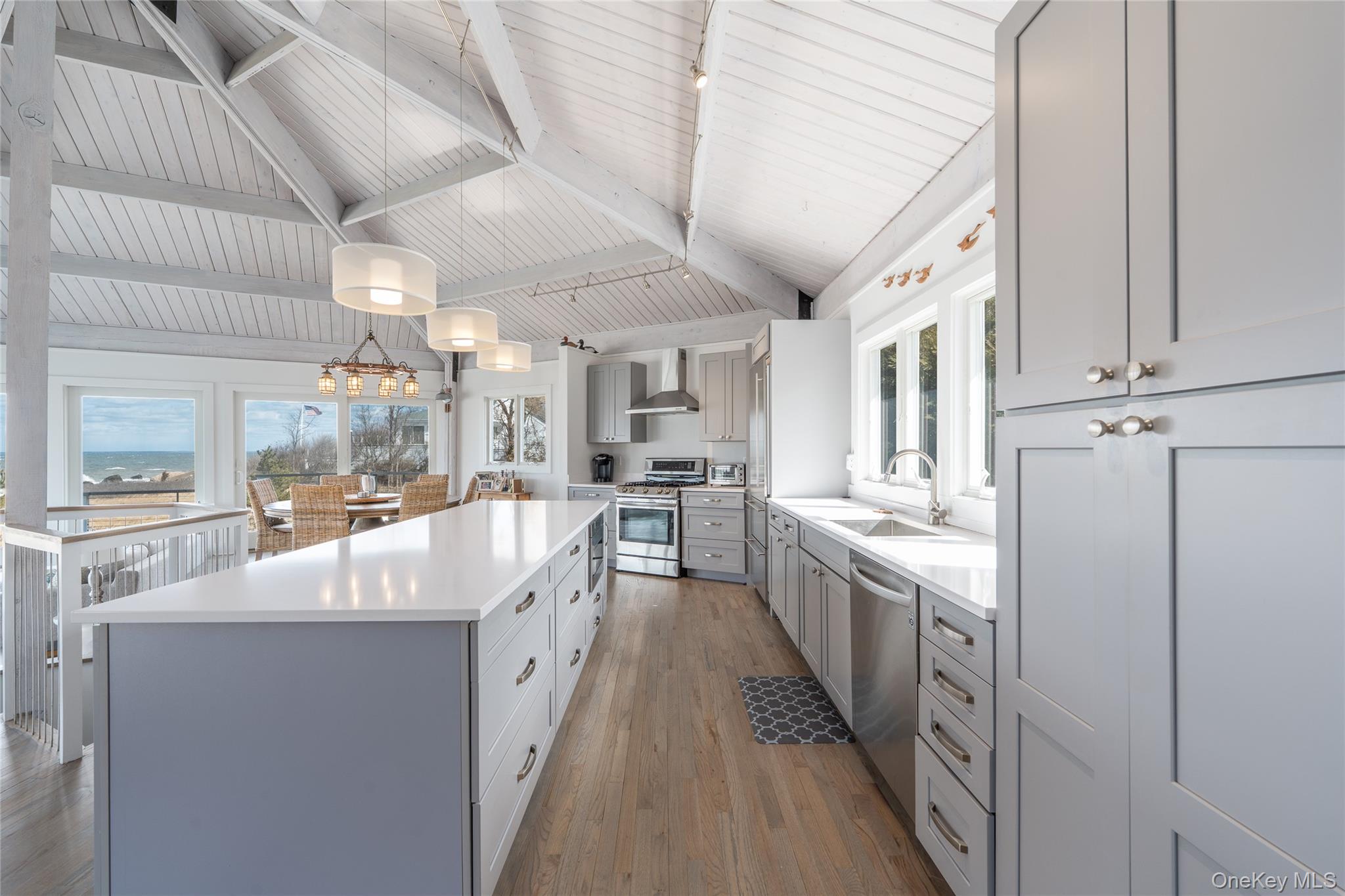 #20 photo, 56765 Route 48, 롱 아일랜드 Greenport , NY 11944