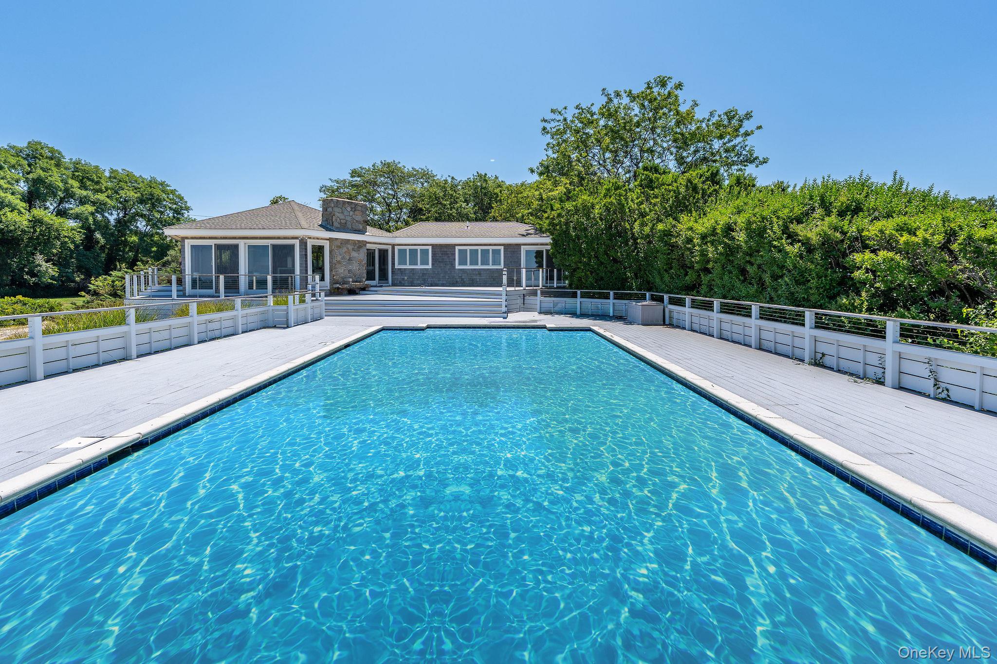 #7 photo, 56875 Route 48, 롱 아일랜드 Greenport , NY 11944