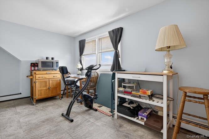 #16 photo, 344 White Road, নাসাউ কাউন্টি Mineola , NY 11501