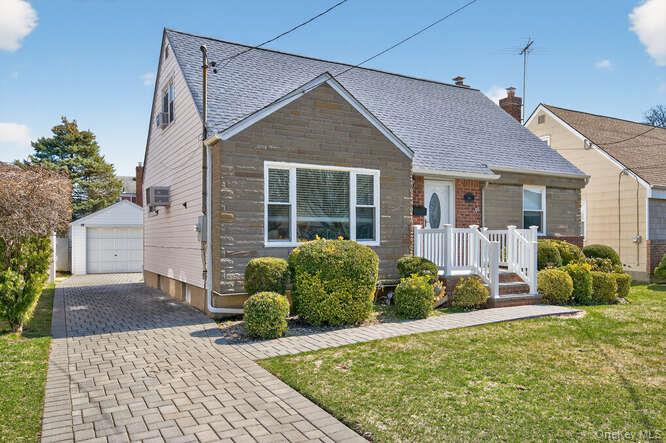 #3 photo, 344 White Road, নাসাউ কাউন্টি Mineola , NY 11501