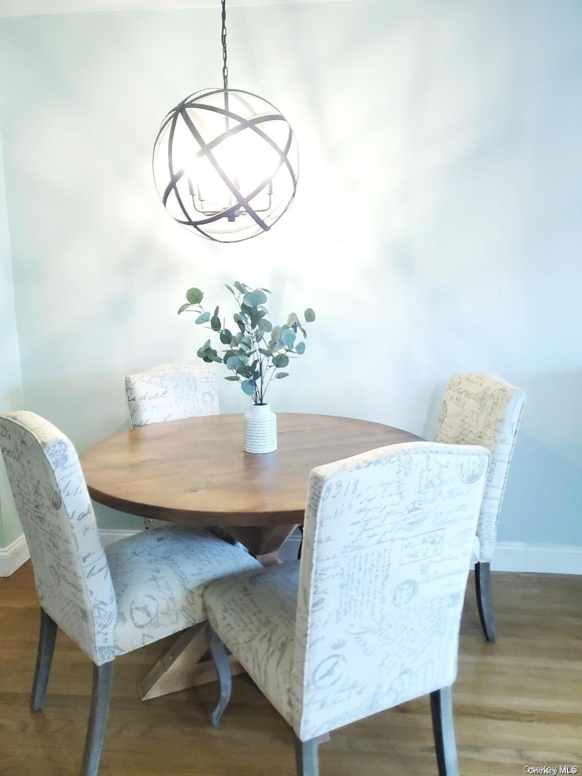 #5 photo, 1 Jefferson Street, নাসাউ কাউন্টি Rockville Centre , NY 11570