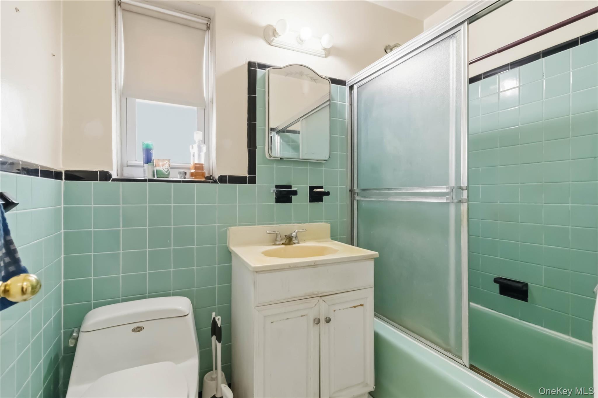 #16 photo, 24-02 93rd Street, 皇后区 艾姆赫斯特 East Elmhurst , NY 11369