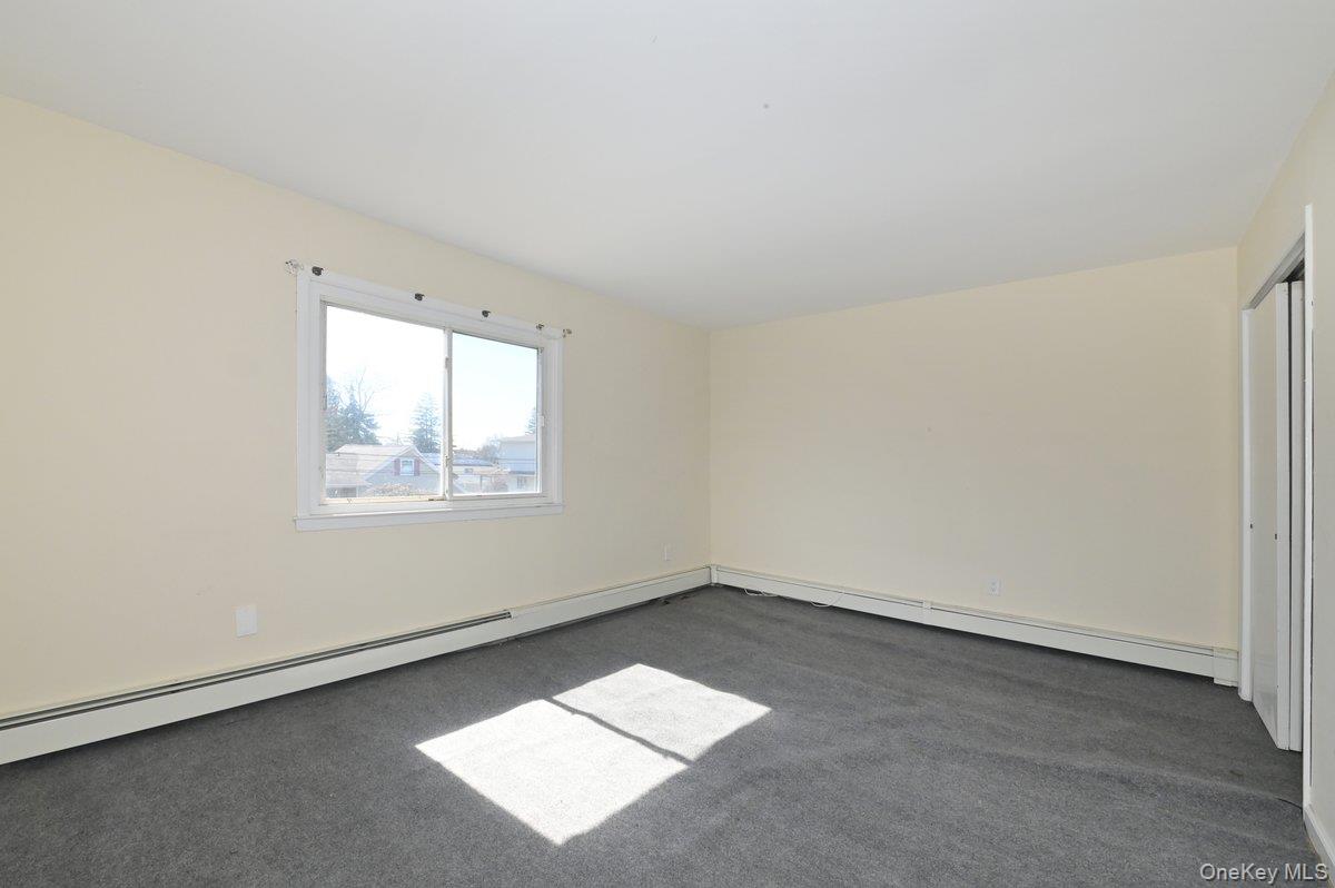 #6 photo, 313 Warren Street, West Babylon , NY 11704