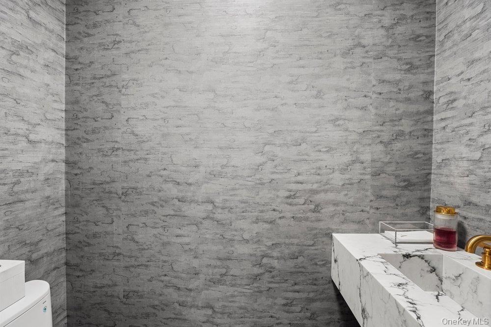 #20 photo, 39 Chestnut Lane, নাসাউ কাউন্টি Woodbury , NY 11797