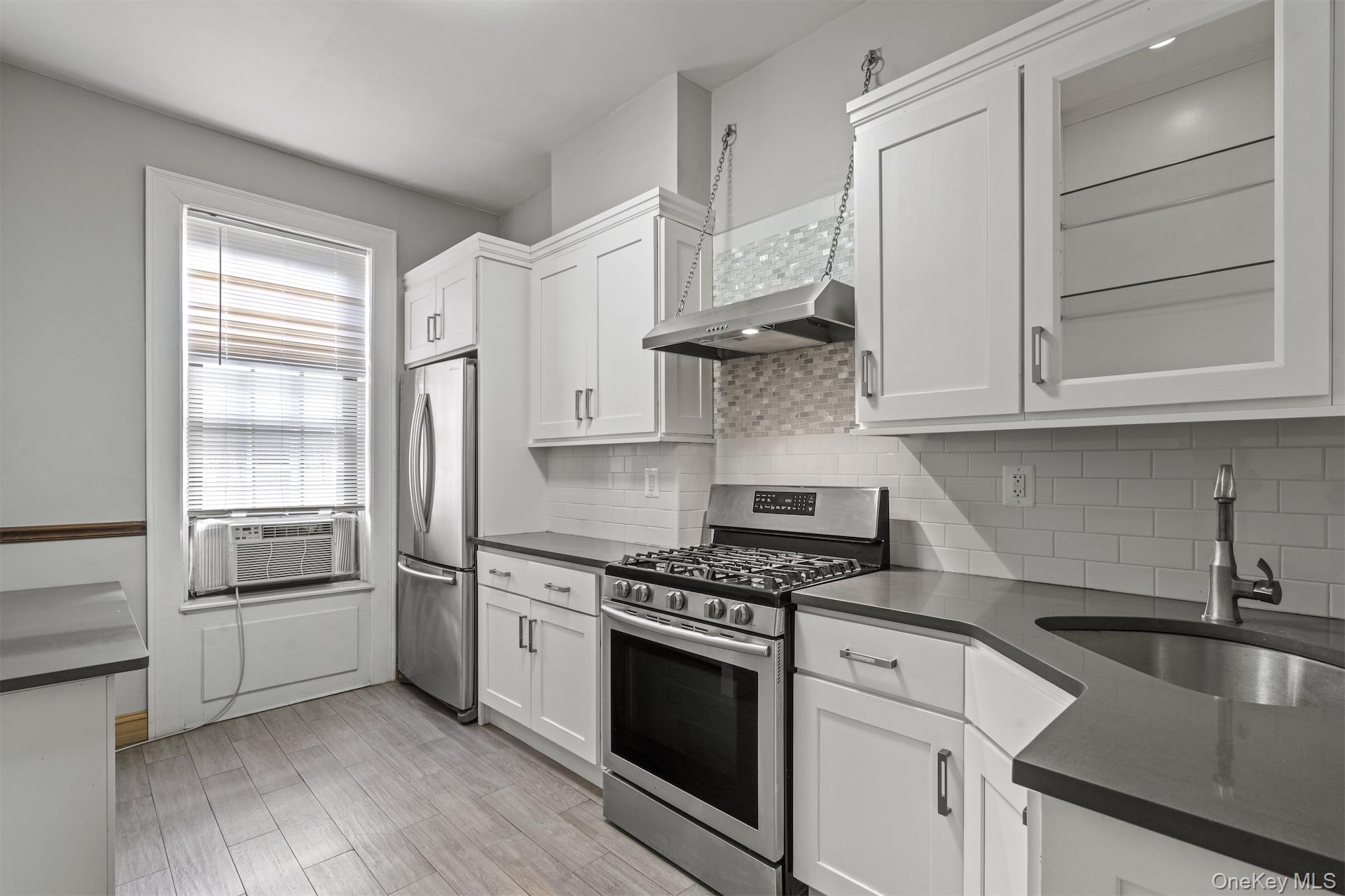 #7 photo, 44 Decatur Street, Brooklyn , NY 11216