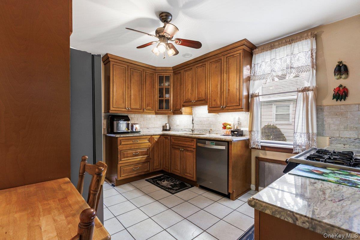 #7 photo, 285 First Street, Yonkers , NY 10704