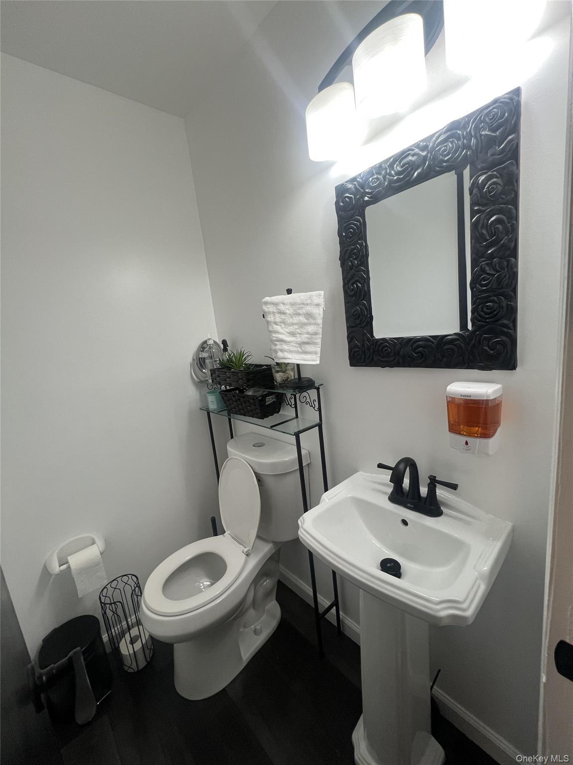 #10 photo, 646 S 3rd Avenue, Mount Vernon , NY 10550