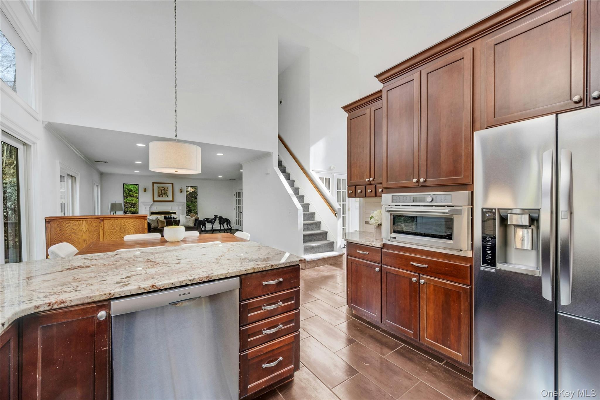 #7 photo, 17 Chester Court, Cortlandt Manor , NY 10567