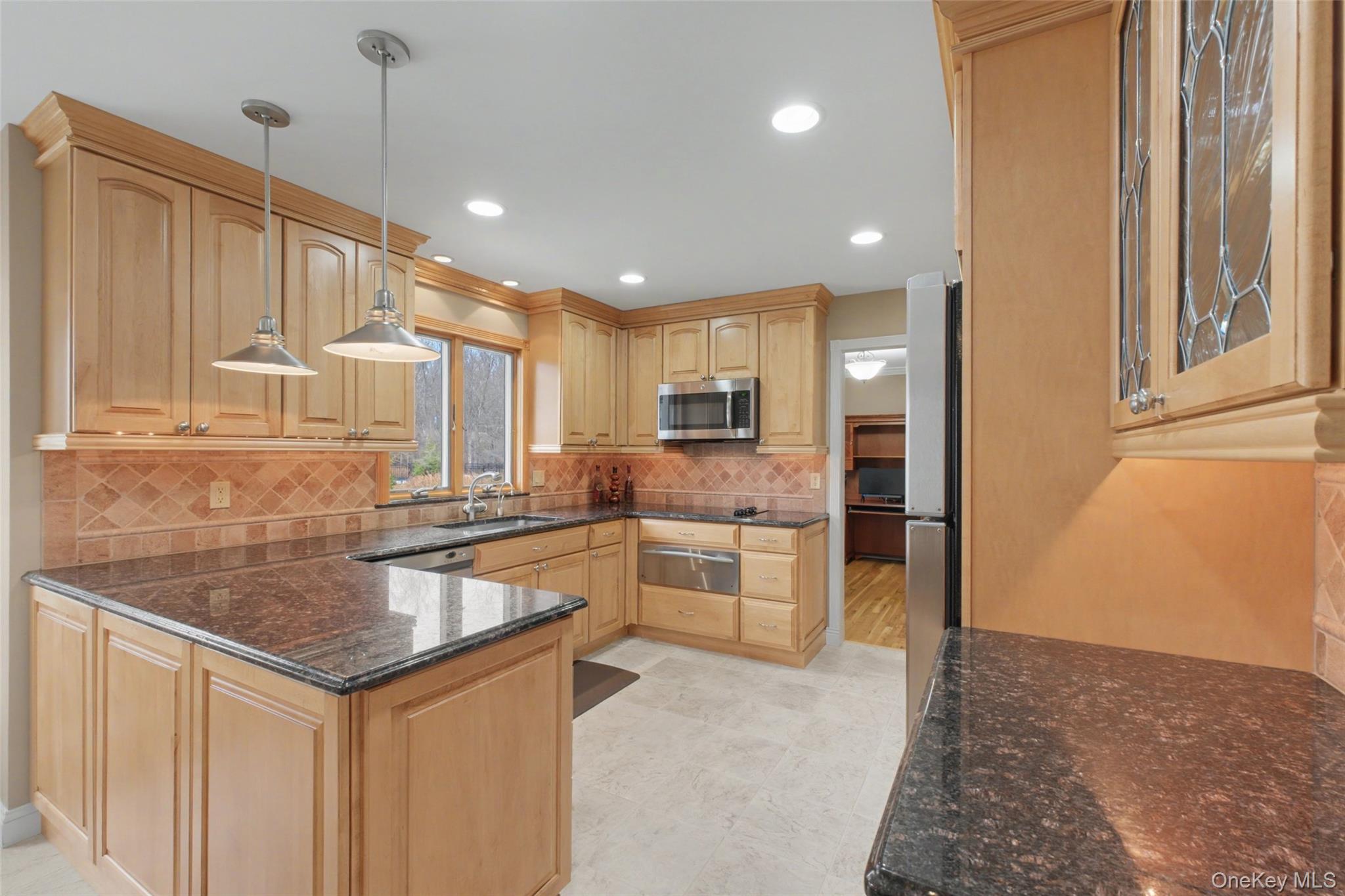 #11 photo, 131 Eleanor Drive, Mahopac , NY 10541