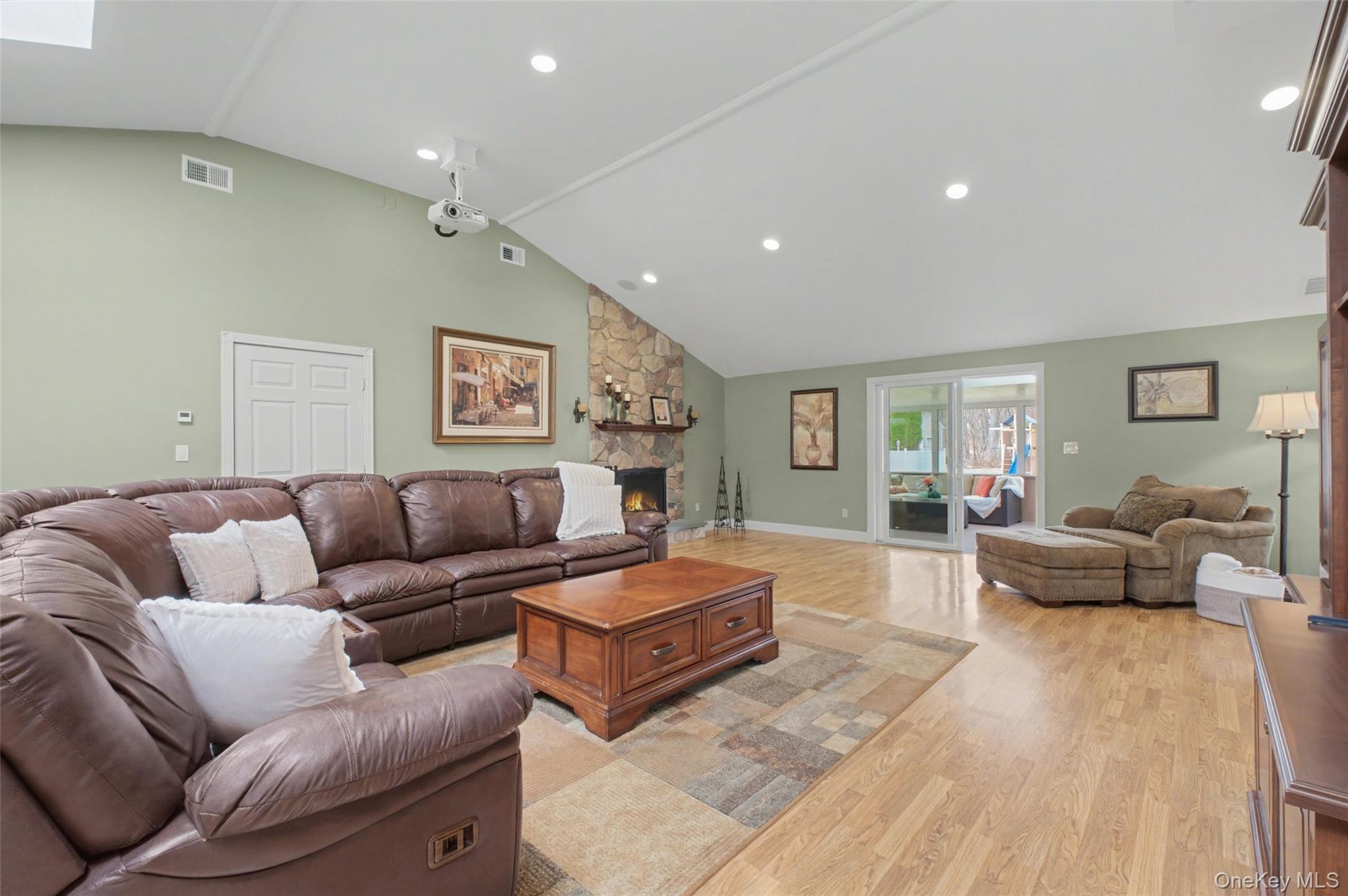 #16 photo, 131 Eleanor Drive, Mahopac , NY 10541