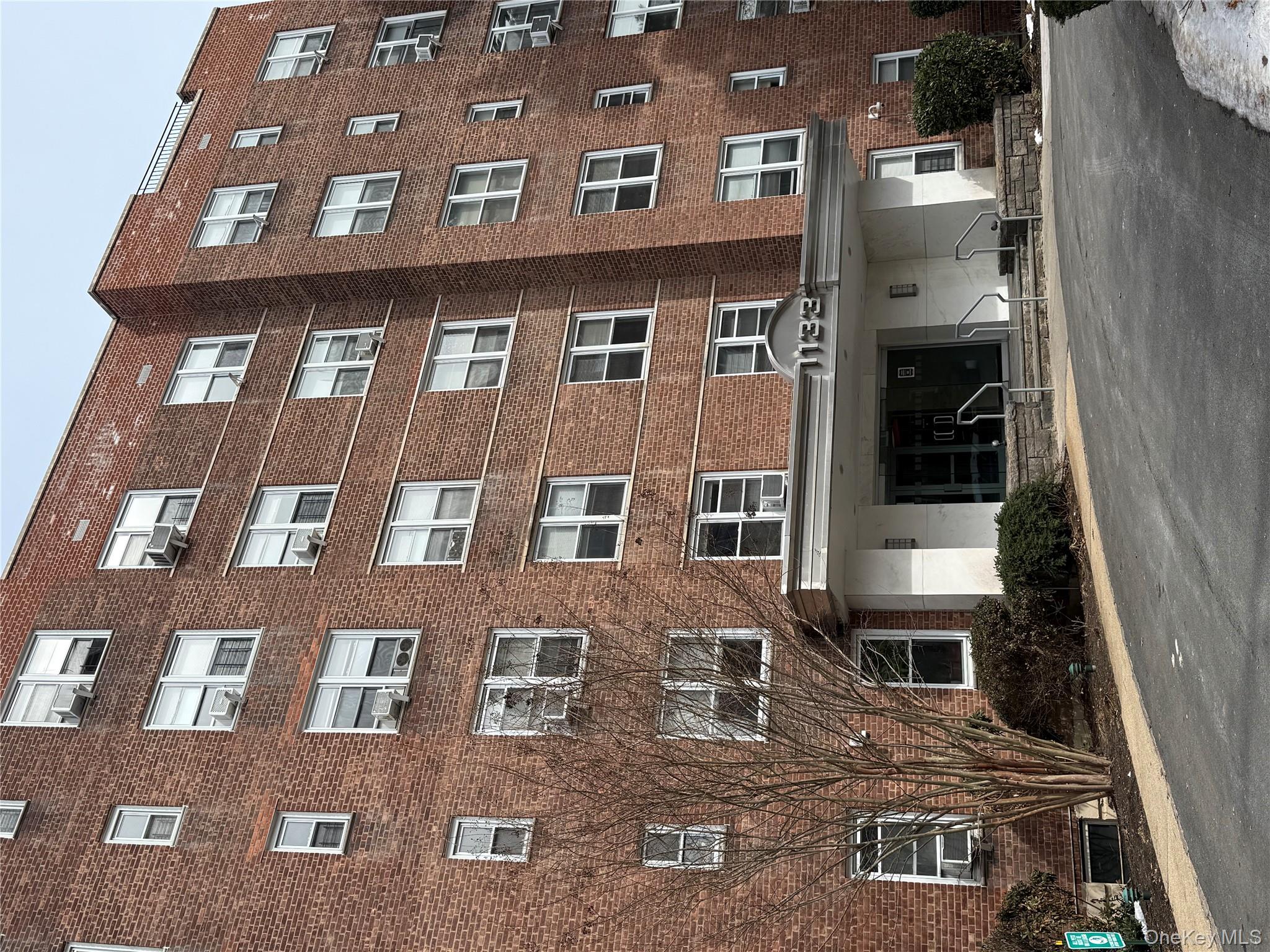 #1 photo, 1133 Midland Avenue, ব্রঙ্কস Bronxville , NY 10708