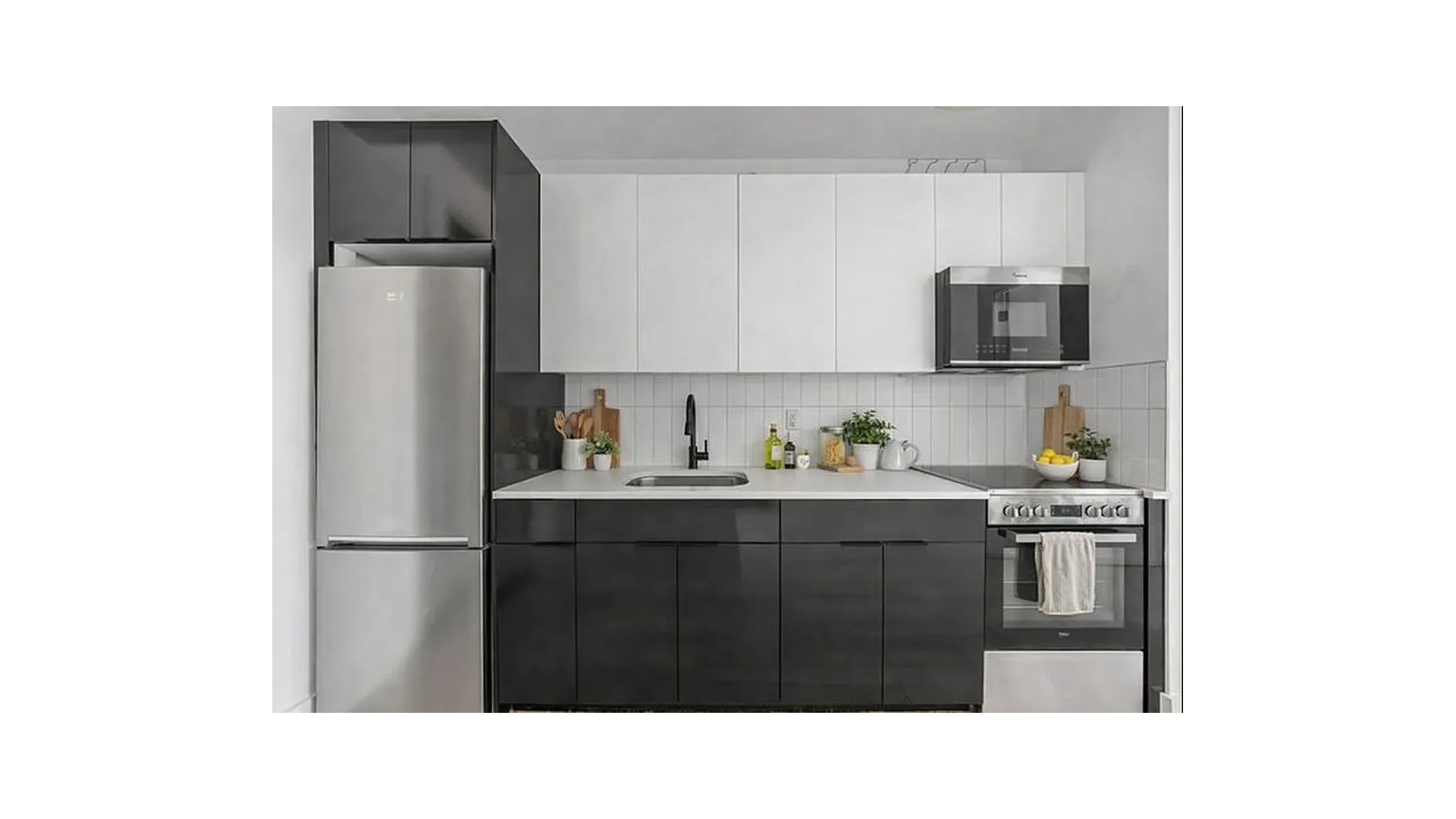 #3 photo, 1042 PRESIDENT Street, 布鲁克林 Crown Heights , NY 11225