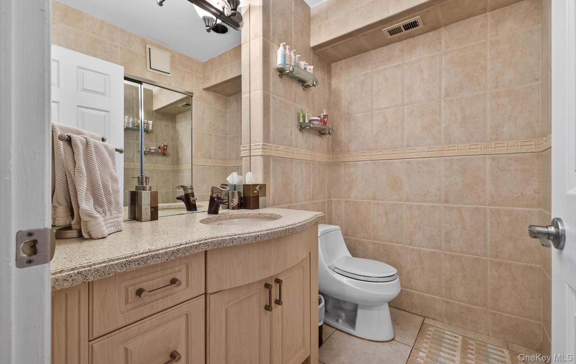 #11 photo, 37 Aspen Drive, নাসাউ কাউন্টি Woodbury , NY 11797