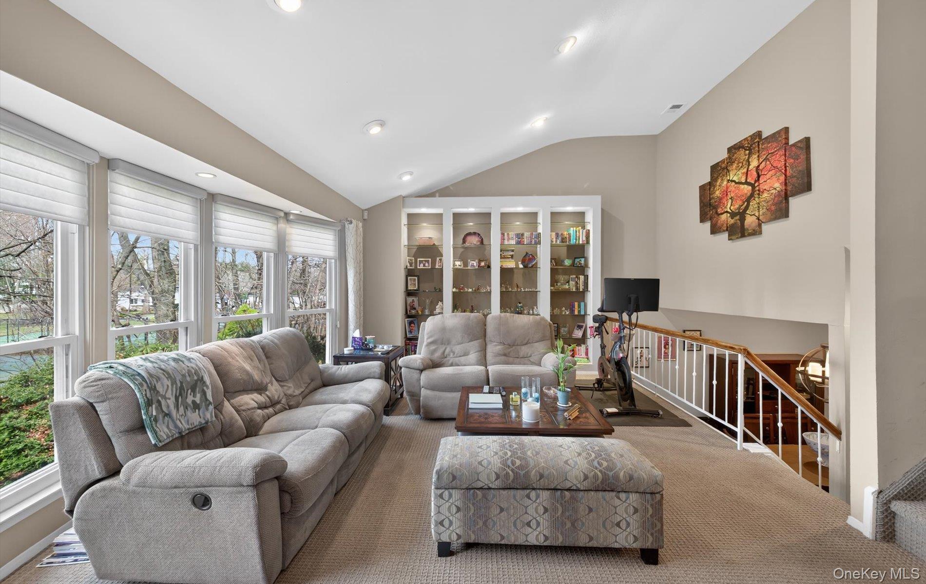 #16 photo, 37 Aspen Drive, নাসাউ কাউন্টি Woodbury , NY 11797