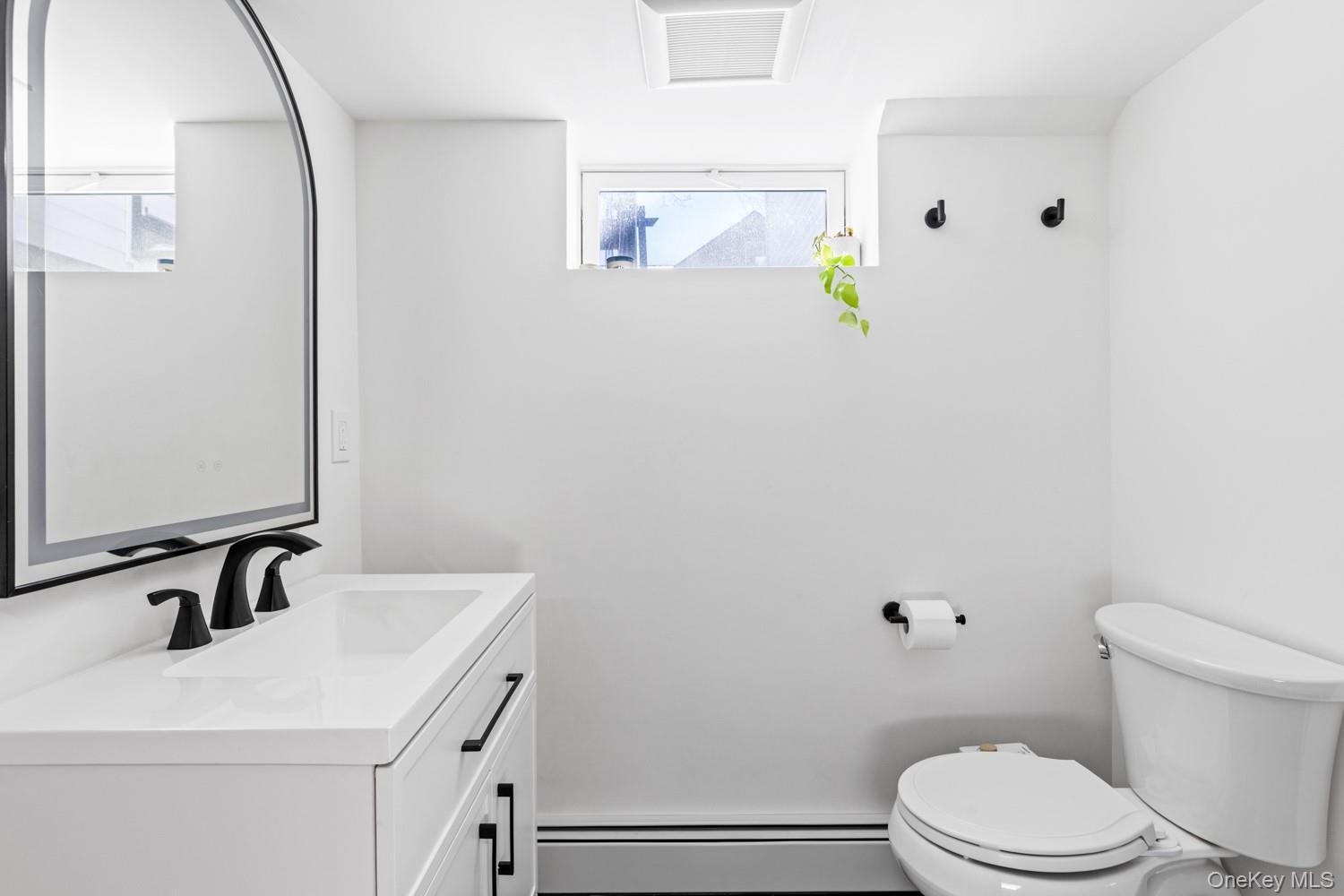 #16 photo, 38 Chenango Drive, מחוז סאפוק Bay Shore , NY 11706