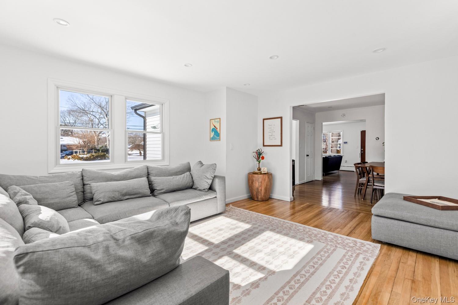 #6 photo, 38 Chenango Drive, מחוז סאפוק Bay Shore , NY 11706