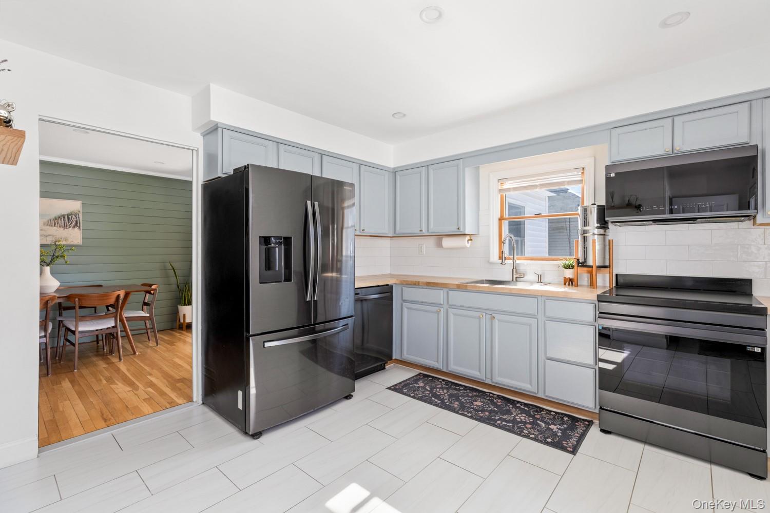 #7 photo, 38 Chenango Drive, מחוז סאפוק Bay Shore , NY 11706