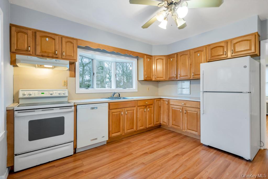 #13 photo, 171 N Ontario Street, সাফোক কাউন্টি Ronkonkoma , NY 11779