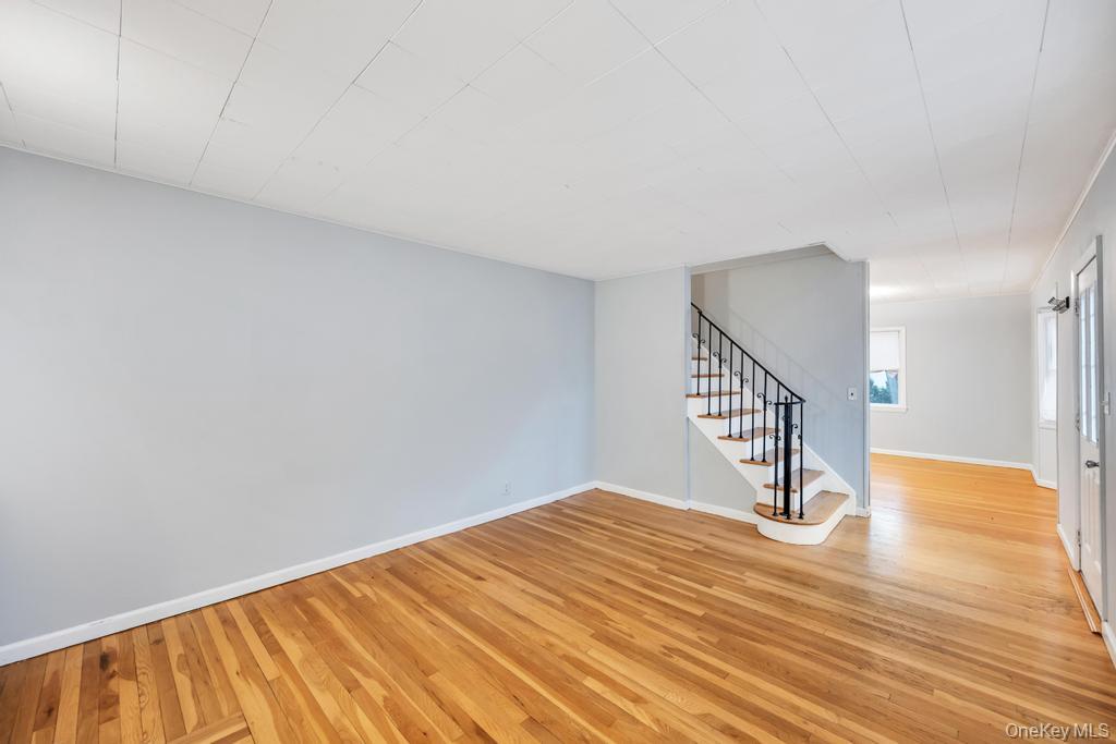 #8 photo, 171 N Ontario Street, সাফোক কাউন্টি Ronkonkoma , NY 11779