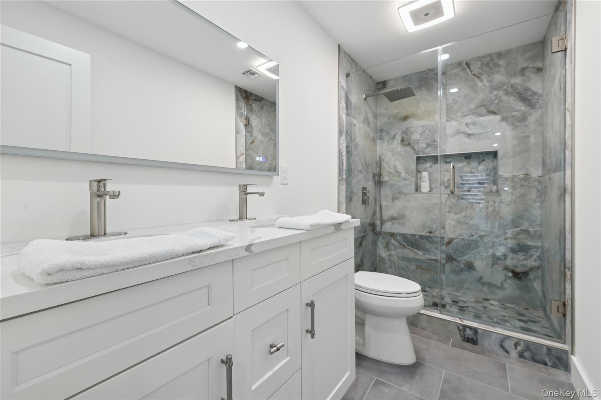 #3 photo, 10 Sagamore Road, সাফোক কাউন্টি Hampton Bays , NY 11946