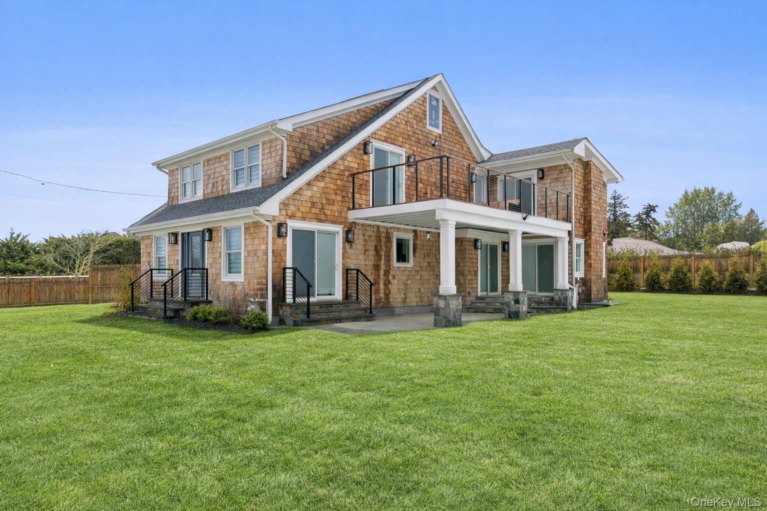 #7 photo, 10 Sagamore Road, সাফোক কাউন্টি Hampton Bays , NY 11946