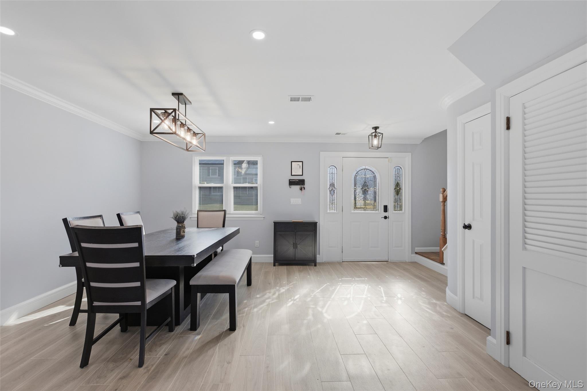 #9 photo, 10 Weldon Lane, সাফোক কাউন্টি Farmingville , NY 11738