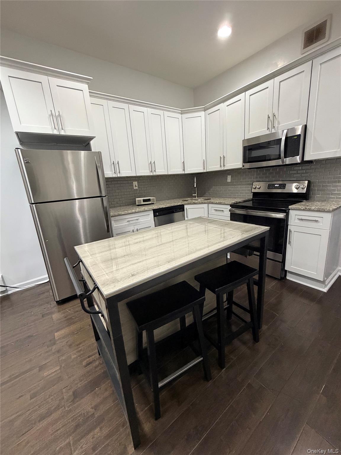 #16 photo, 509 E 183rd Street, ব্রঙ্কস Bronx , NY 10458