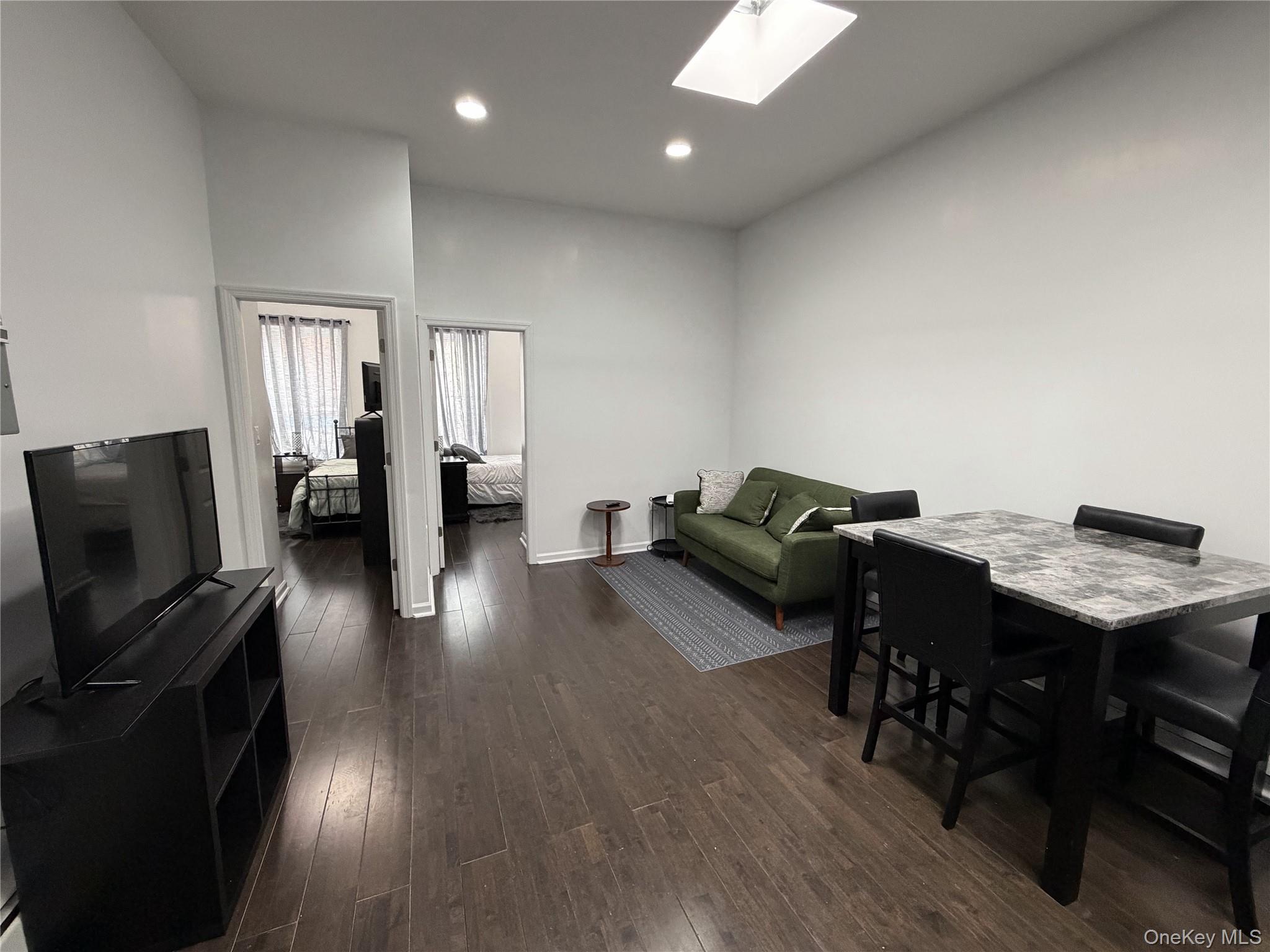 #18 photo, 509 E 183rd Street, ব্রঙ্কস Bronx , NY 10458