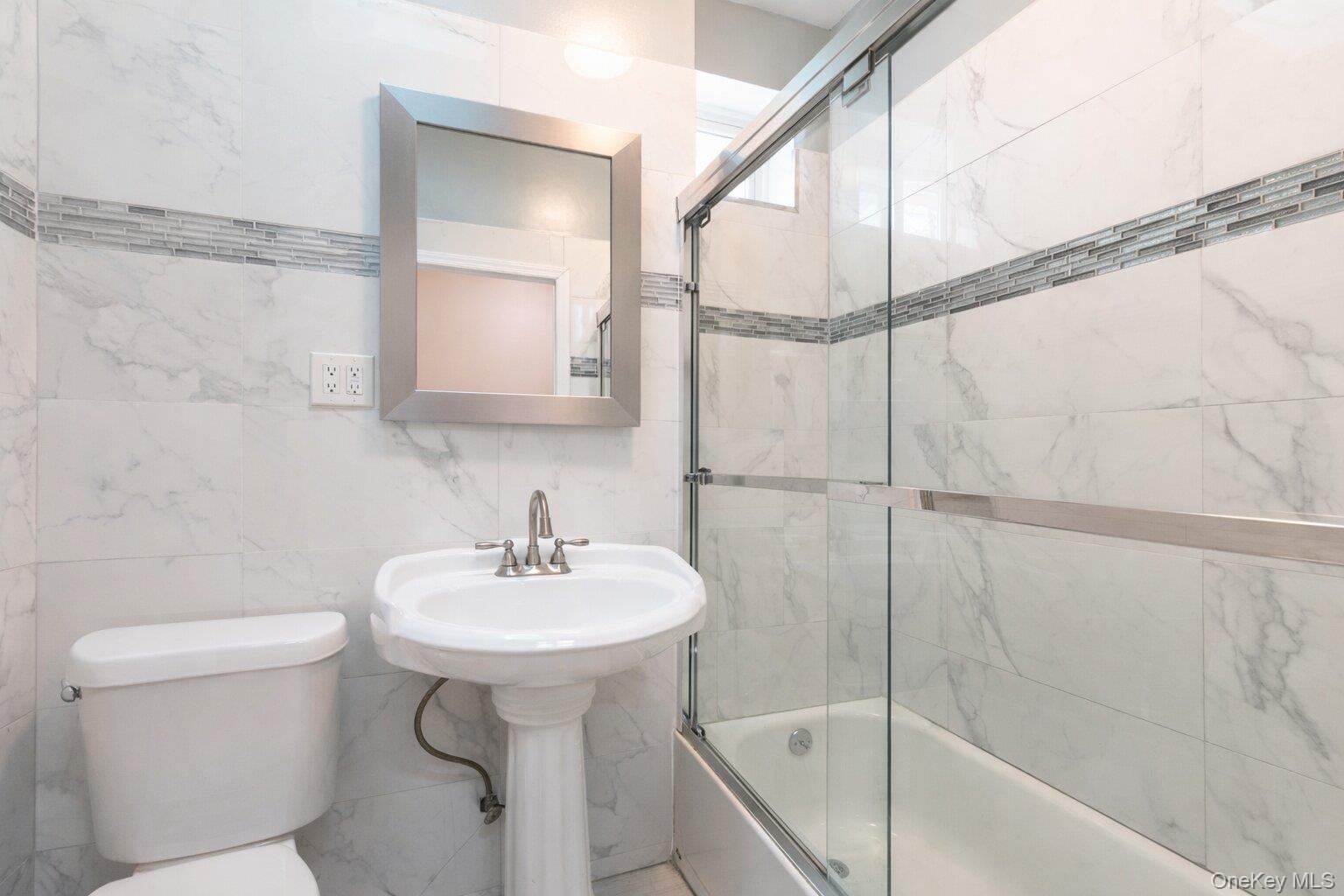 #18 photo, 114-83 145th Street, কুইন্‌স Jamaica , NY 11436