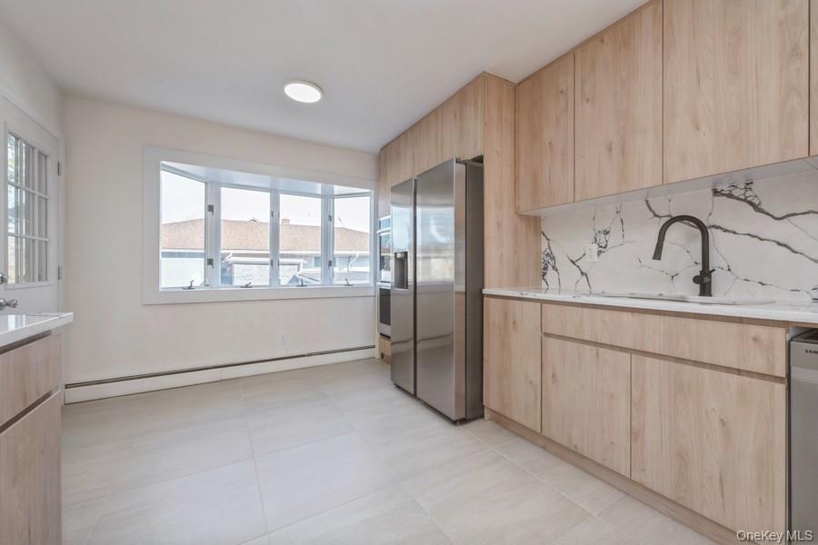 #16 photo, 482 Harbor Drive, নাসাউ কাউন্টি Cedarhurst , NY 11516