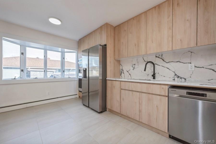 #17 photo, 482 Harbor Drive, নাসাউ কাউন্টি Cedarhurst , NY 11516